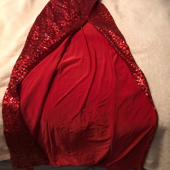 Sexy red long slit evening gown! Size small to medium!Great condition! - Picture 3 of 7